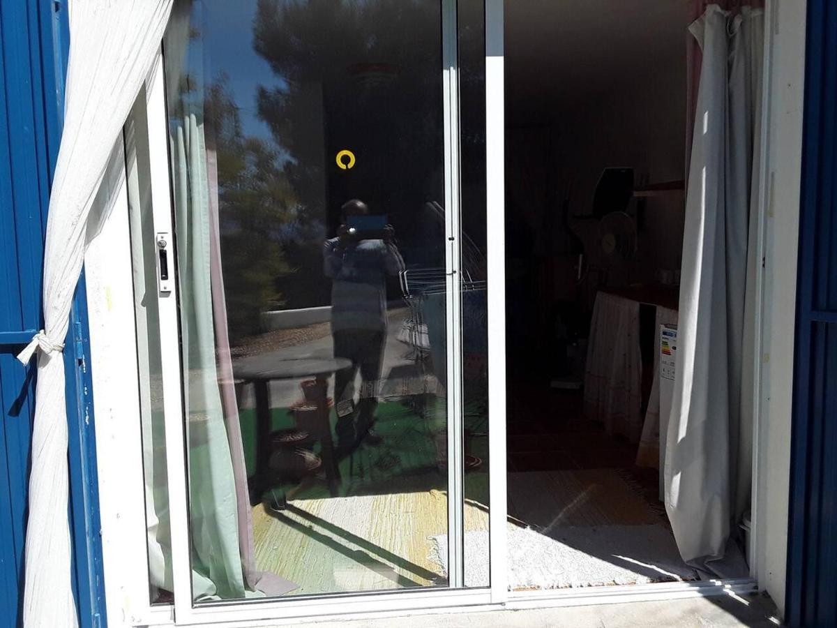 2-Bed Apartment - Sleeps 3 - Parking - Near ألبوكس المظهر الخارجي الصورة